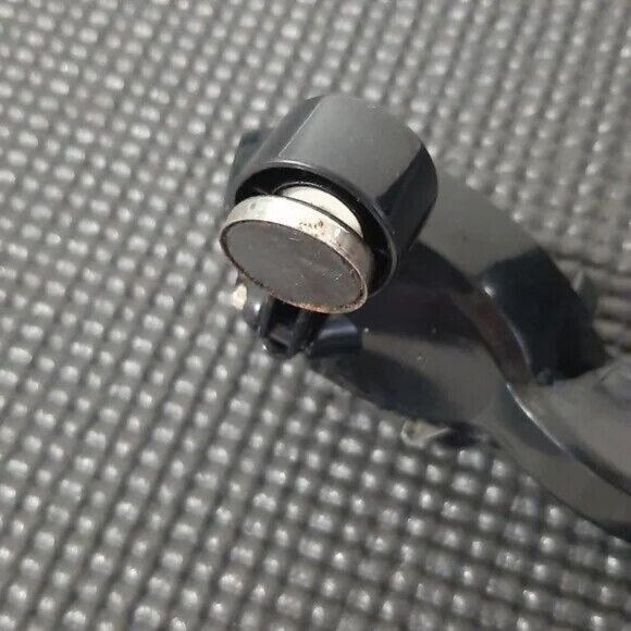 PROCTOR-SILEX EXTRA TALL CAN OPENER WITH KNIFE SHARPENER MODEL NO. 75671 - Picture 10 of 11